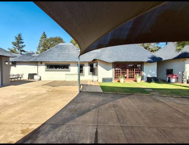 2 BEDROOM HOUSE FOR SALE IN HENLEY-ON-KLIP